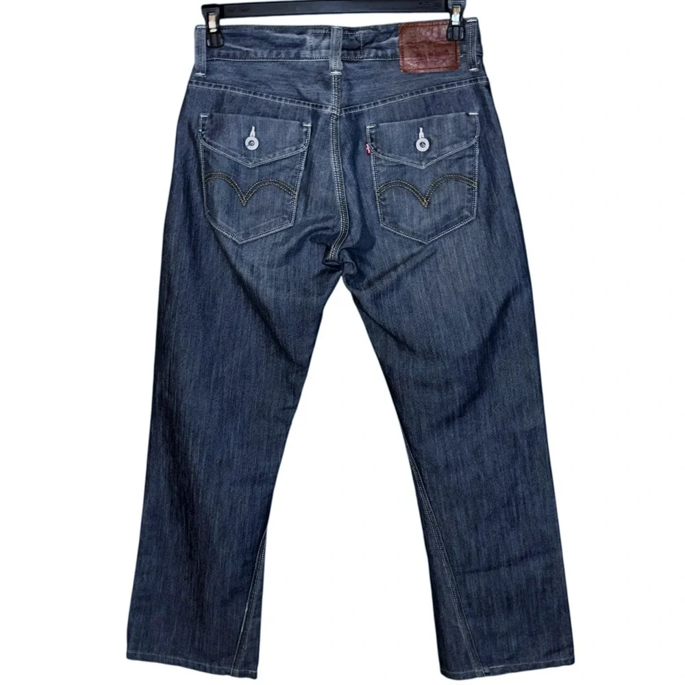 Levi’s 514 Medium Wash Slim Straight Blue Jeans Size 31 x 30